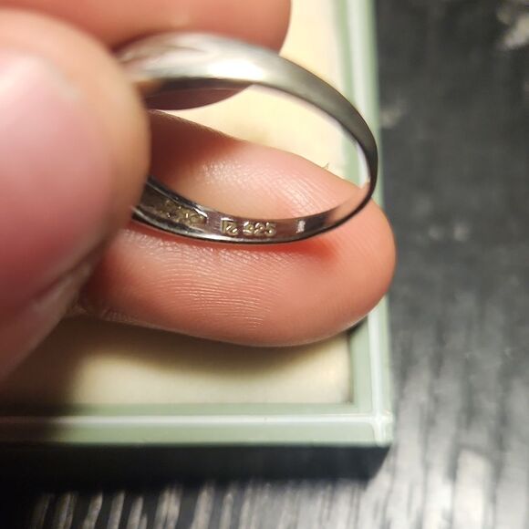 Vintage Sterling Silver Ring Sz 6 - Picture 3 of 4